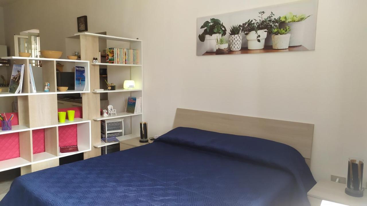 Casa Vacanze Lo Specchio Apartment Iglesias Ngoại thất bức ảnh
