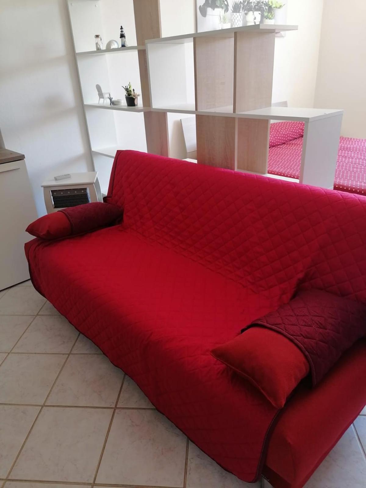 Casa Vacanze Lo Specchio Apartment Iglesias Ngoại thất bức ảnh